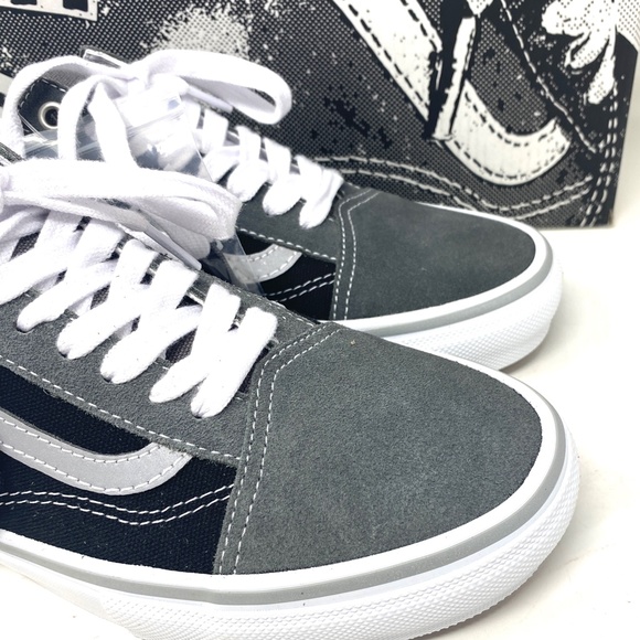 VANS Skate Old Skool Reflective Shoes Suede Gray Black Women Casual VN0A5FCBN42 - Picture 9 of 11